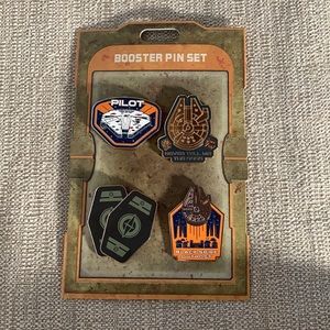 NWT Star Wars Pins